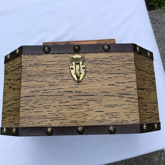 Vtg wooden purse with Unitarian’s JDW - Picture 3 of 11